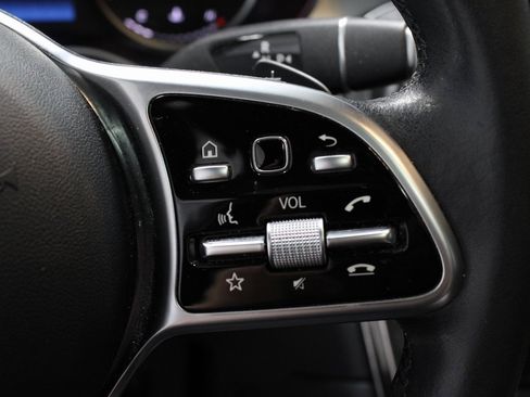 Used 2021 Mercedes-Benz GLC 300 GLC 300 image 27