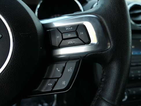 Used 2016 Ford Mustang V6 image 17