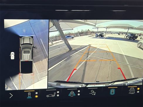 Used 2022 GMC Sierra 1500 AT4 w/ AT4 Premium Package image 19