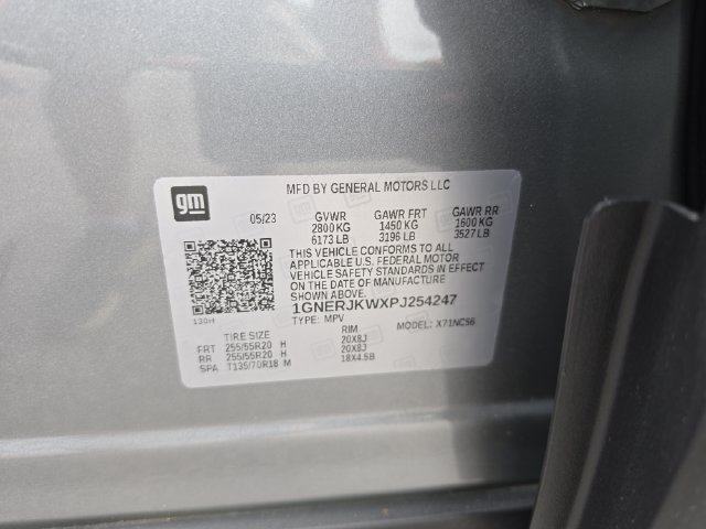 Used 2023 Chevrolet Traverse RS FWD image 42