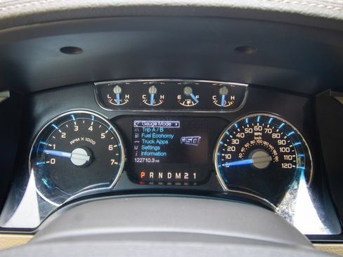 Used 2014 Ford F150 Lariat w/ Equipment Group 502A Luxury AWD/4WD image 33