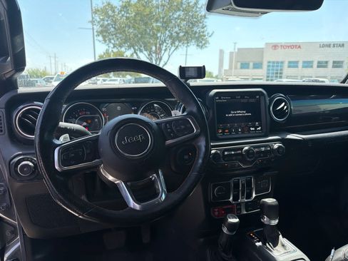 Used 2021 Jeep Wrangler Unlimited Rubicon AWD/4WD image 7