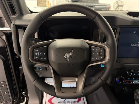 New 2026 Ford Bronco Badlands AWD/4WD image 13