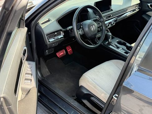 Used 2024 Honda Civic EX image 10