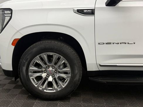Used 2021 GMC Yukon Denali AWD/4WD image 11