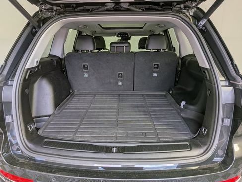 Used 2024 Jeep Grand Cherokee Limited AWD/4WD image 16