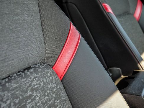 Used 2024 Chevrolet Colorado Z71 w/ Z71 Convenience Package 2 image 14