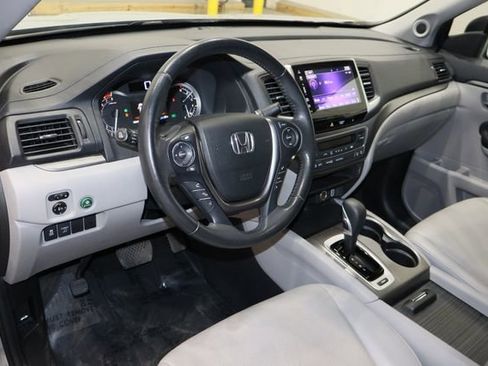 Used 2019 Honda Ridgeline RTL-T image 23
