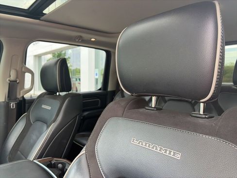 Used 2022 RAM 1500 Laramie AWD/4WD image 24