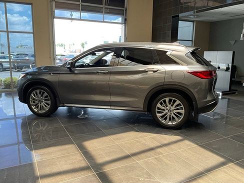 Used 2023 INFINITI QX50 Luxe AWD/4WD image 5