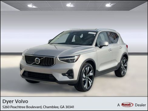 Certified 2023 Volvo XC40 B5 Plus w/ Protection Package Premier image 1