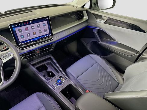 New 2026 Volkswagen Tiguan S image 23