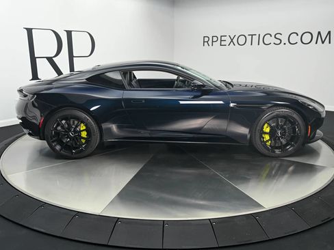 Used 2019 Aston Martin DB11 AMR RWD image 17