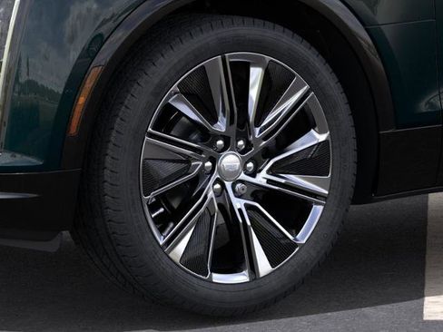 New 2026 Cadillac Lyriq Signature Luxury AWD/4WD image 9