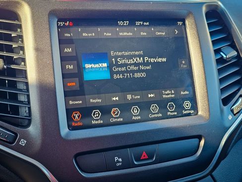 Used 2019 Jeep Cherokee Trailhawk w/ Cold Weather Group image 22