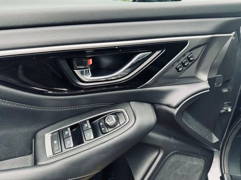 Used 2023 Subaru Outback Limited image 13