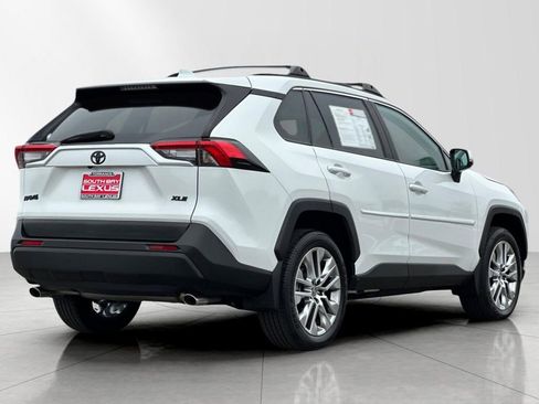 Used 2024 Toyota RAV4 XLE Premium FWD image 6