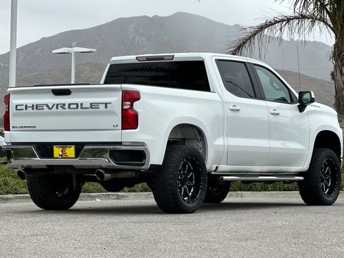 Used 2020 Chevrolet Silverado 1500 LT RWD image 3