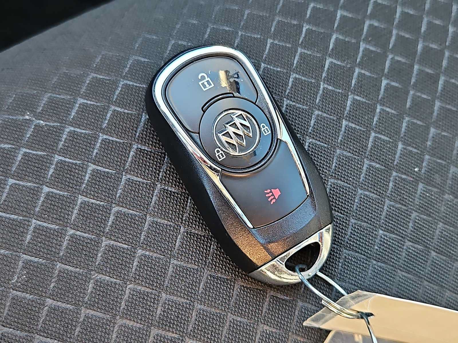 Used 2017 Buick Encore Preferred FWD image 33