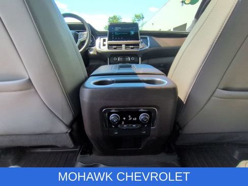 Used 2022 Chevrolet Tahoe LT w/ Luxury Package AWD/4WD image 23