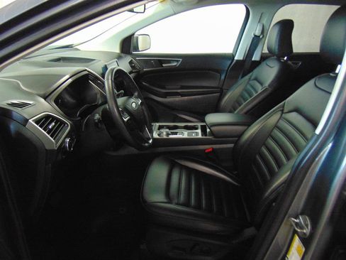 Used 2024 Ford Edge SEL image 10