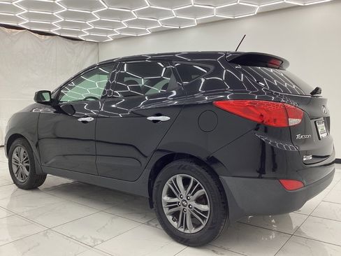 Used 2015 Hyundai Tucson GLS image 11