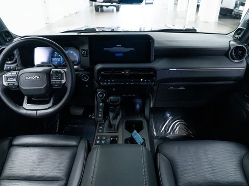 Used 2024 Toyota Land Cruiser image 9