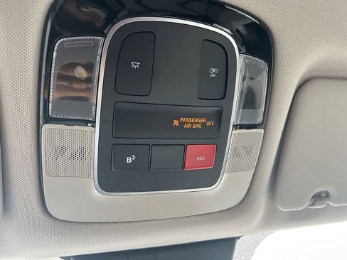 Used 2025 Hyundai Tucson SE image 21