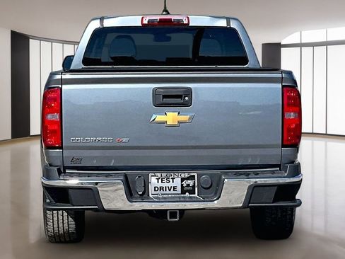 Used 2018 Chevrolet Colorado W/T RWD image 4