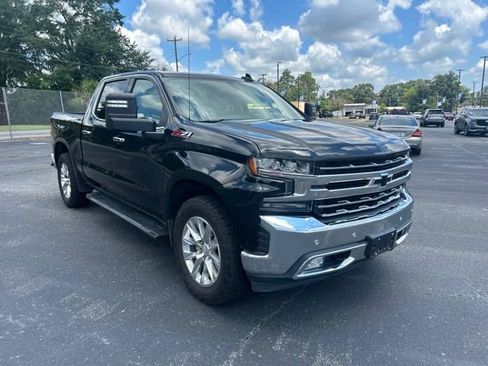 Used 2019 Chevrolet Silverado 1500 LTZ w/ LTZ Plus Package AWD/4WD image 6