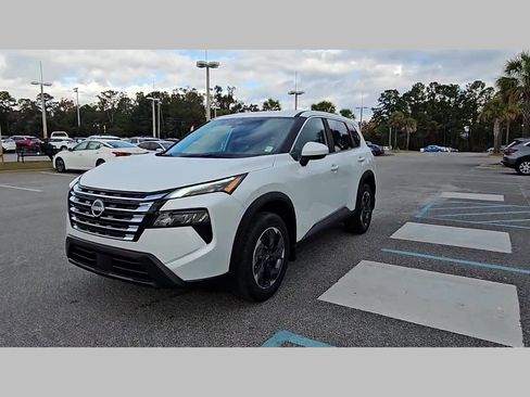 New 2026 Nissan Rogue SV image 23