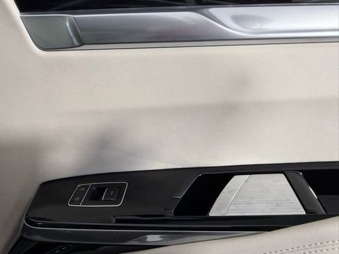 Certified 2025 Cadillac Escalade ESV Sport w/ Touring Package image 38