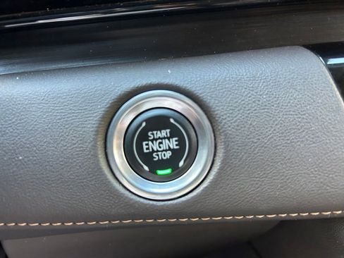 Used 2022 Cadillac Escalade Sport w/ LPO, ONYX Package RWD image 29