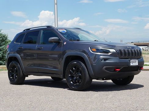 Used 2019 Jeep Cherokee Trailhawk w/ Comfort/Convenience Group AWD/4WD image 7