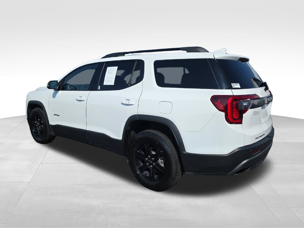 Used 2022 GMC Acadia AT4 w/ Technology Package AWD/4WD image 3