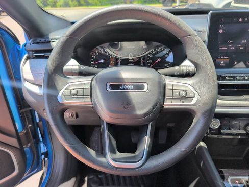 Used 2024 Jeep Compass Sport AWD/4WD image 27
