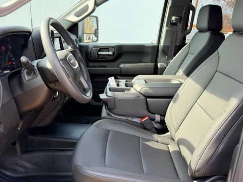 New 2026 GMC Sierra 3500 Pro w/ Convenience Package image 16