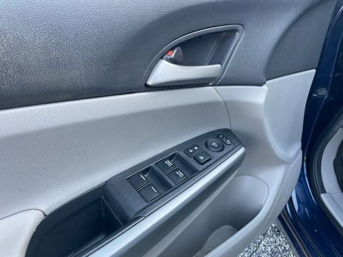 Used 2010 Honda Accord EX image 30