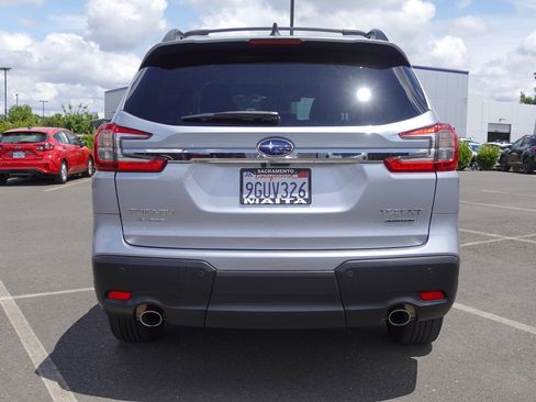 Certified 2023 Subaru Ascent Limited w/ Technology Package AWD/4WD image 6