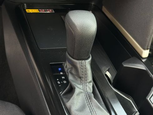 Used 2025 Toyota Camry LE FWD image 28