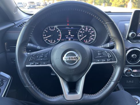 Used 2022 Nissan Sentra SR w/ Midnight Edition FWD image 15