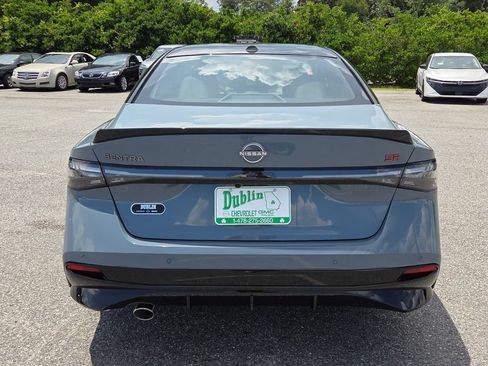 New 2026 Nissan Sentra SR w/ SR Premium Package FWD image 9