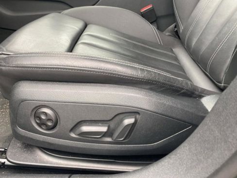 Used 2024 Audi A4 2.0T Premium Plus image 10