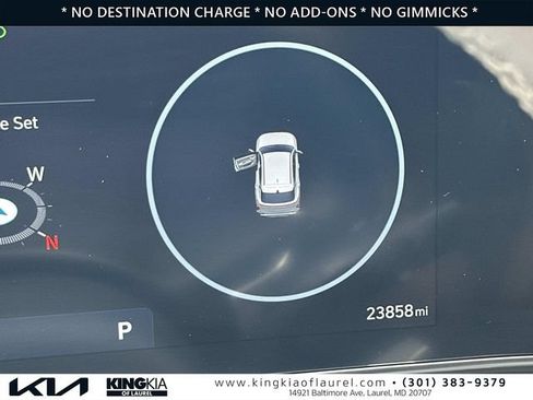 Used 2024 Hyundai Kona Limited AWD/4WD image 13