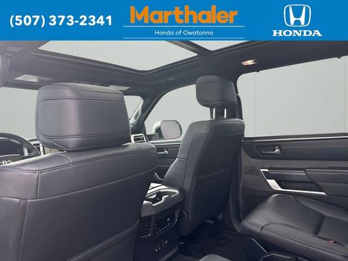 Used 2025 Toyota Sequoia Platinum AWD/4WD image 12