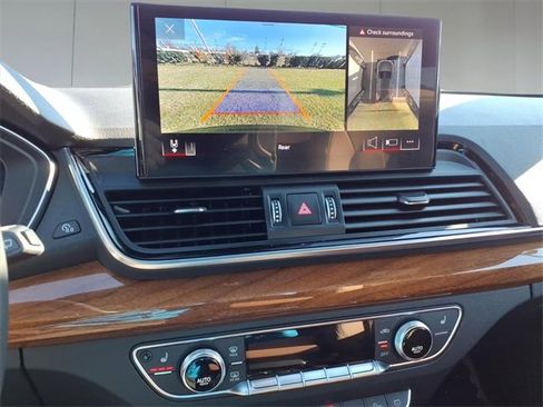 Used 2021 Audi Q5 2.0T Premium Plus image 27