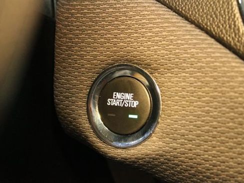 Used 2018 Chevrolet Cruze LT image 21