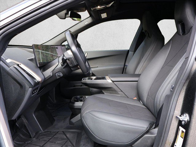 Certified 2024 BMW iX xDrive50 w/ Sport Package AWD/4WD image 21
