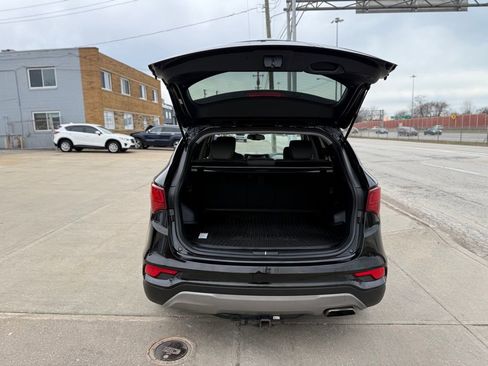 Used 2017 Hyundai Santa Fe Sport image 17