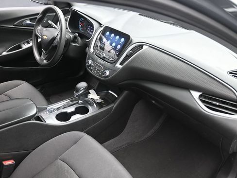 Used 2023 Chevrolet Malibu LT FWD image 28